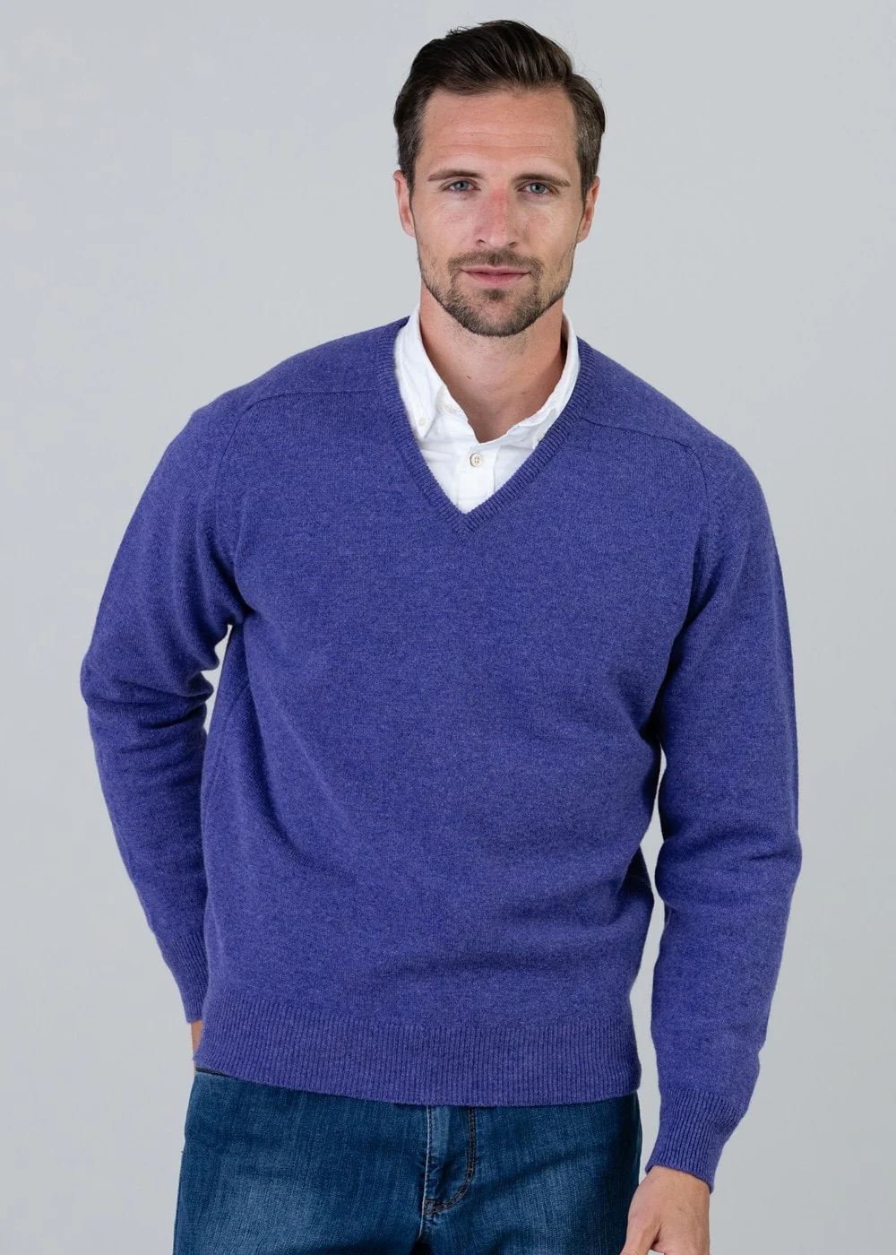 Leven 2 Ply Lambswool V-Neck Plus Size – Image 4