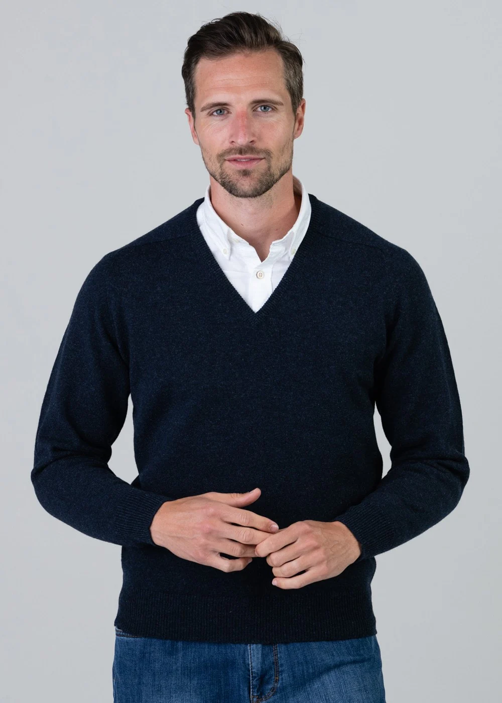 Leven 2 Ply Lambswool V-Neck Plus Size – Image 5