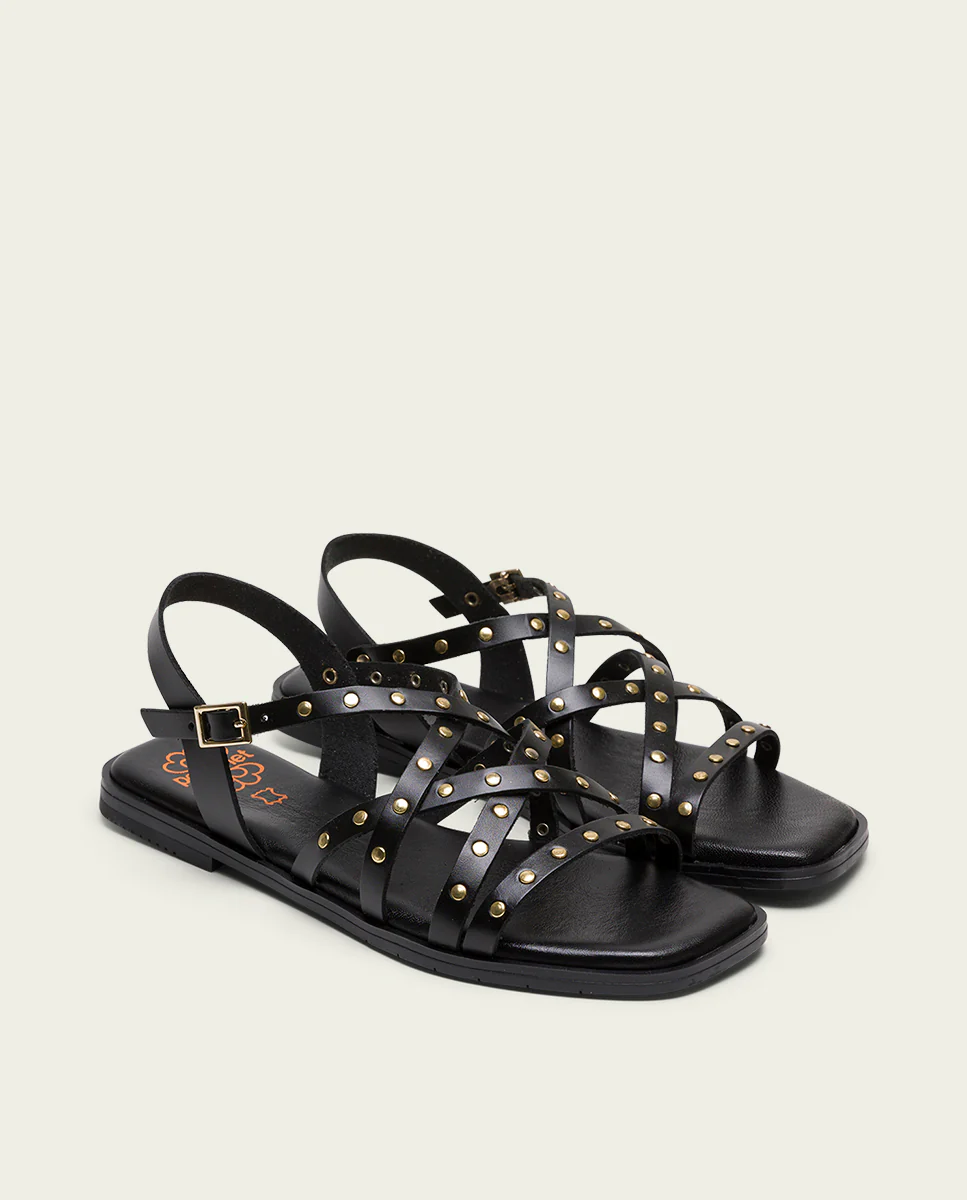 SANDALE PLATE EN CUIR NOIR CLOUTÉ VICTORIA – Image 4