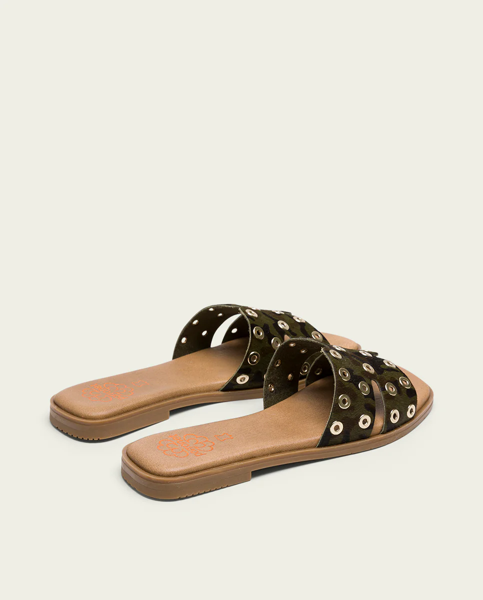 SANDALE PLATE EN CUIR MILITAIRE CLOUTÉS VILMA – Image 4