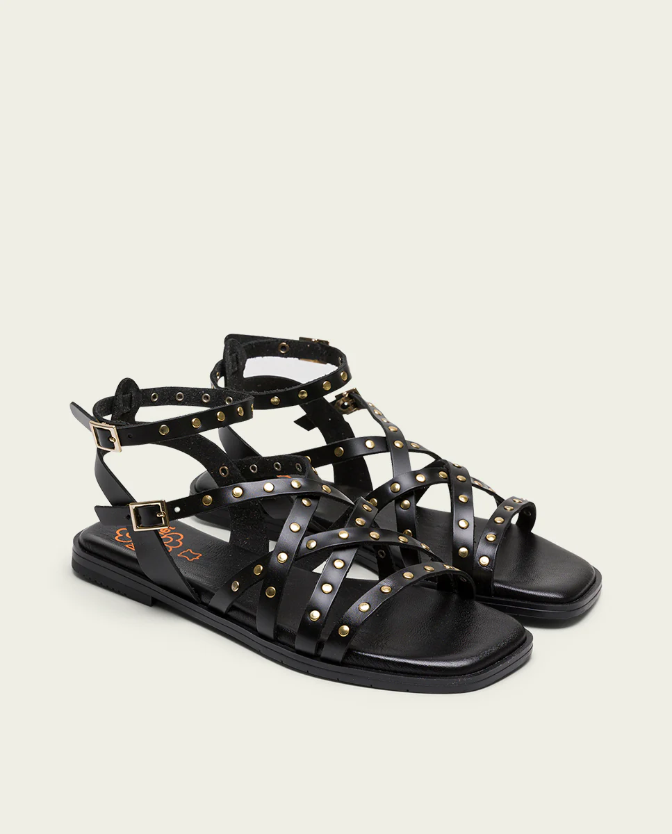 SANDALE PLATE EN CUIR NOIR CLOUTÉS VERNA – Image 3