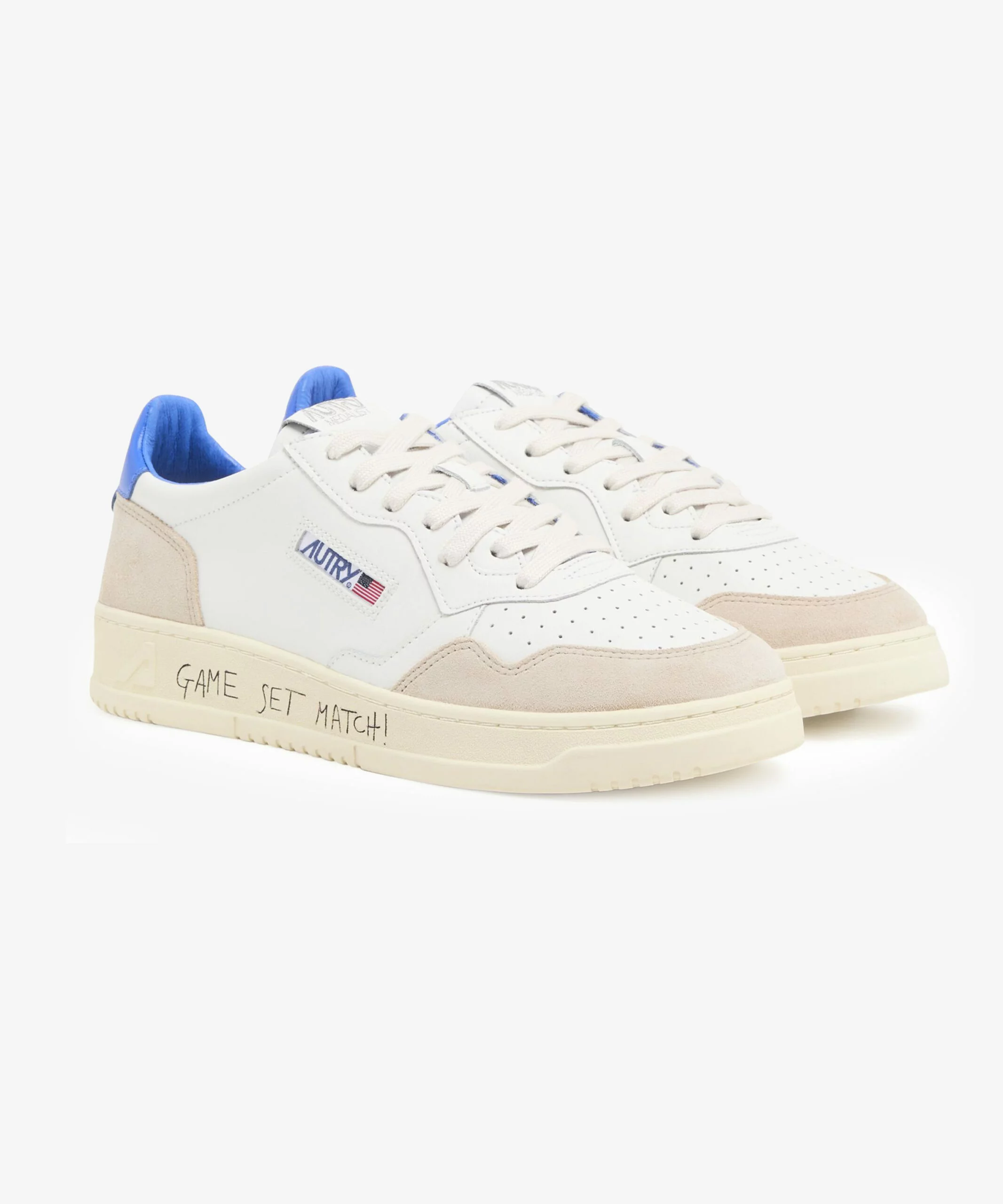 BASKETS AUTRY MEDALIST LOW EN CUIR BLANC ET DAIM AVEC LETTERING – Image 3