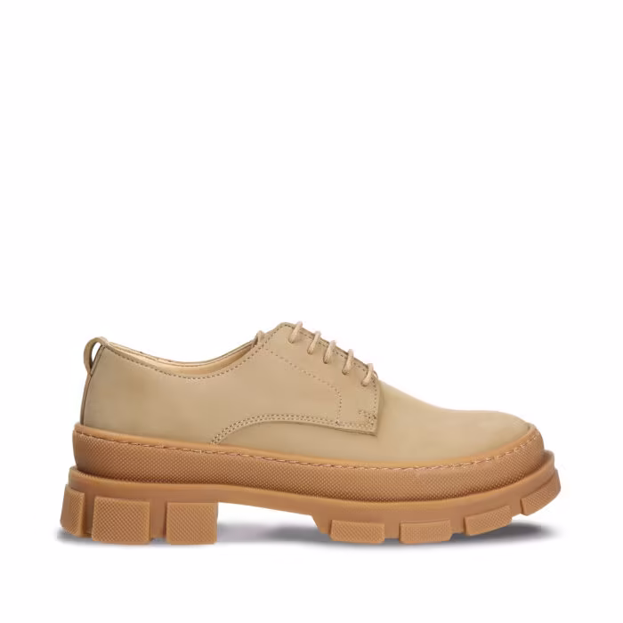 Chaussures Derby Chunky vegan Arum Beige en Nobuk de Nae : Une Déclaration Audacieuse de Mode Éthique
