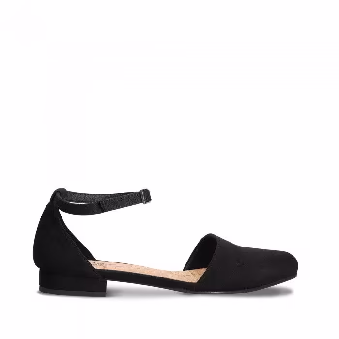 Ballerines noires en cuir vegan Flora Black de Nae : Une Alliance Parfaite d’Élégance et de Confort