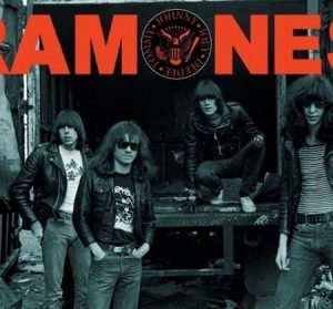 drapeau ramones pos772