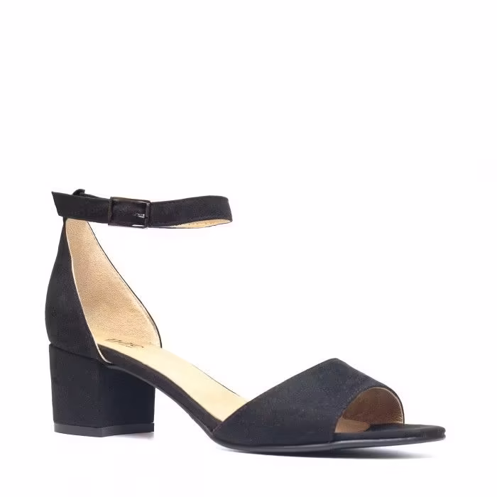 Cora Black : Les Sandales à talons compensés pour femmes en Cuir Végane Nae : Alliez Féminité & Engagement Écologique Sans Concession – Image 4